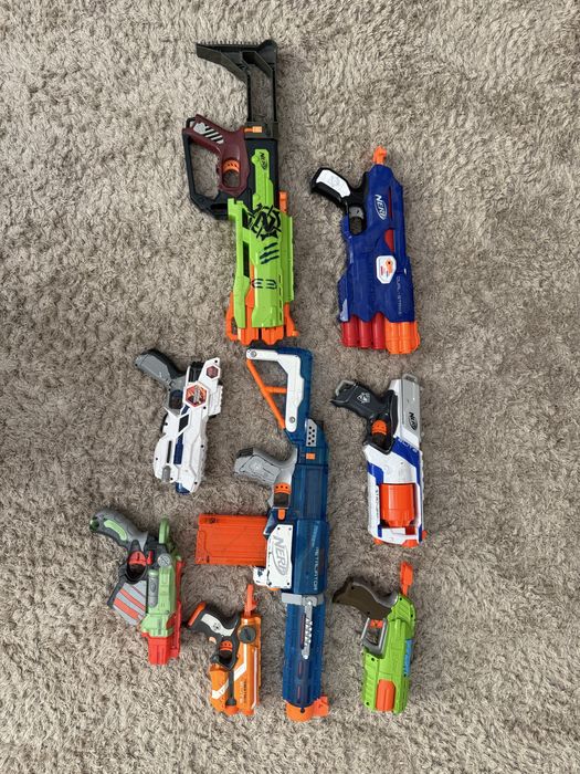 Бластери nerf пістолети