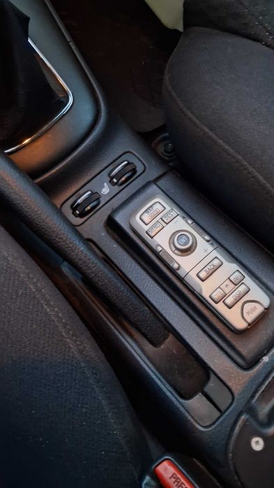 Toyota Avensis T25