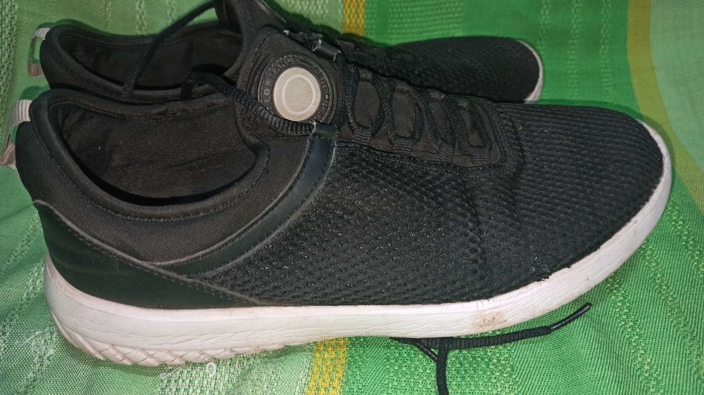 Мужские кроссовки