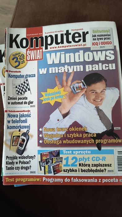 Magazyn Komputer Świat nr 16/2000 – Windows w małym palcu /  retro