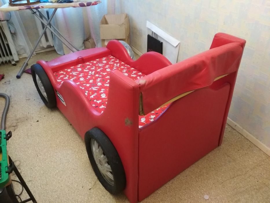 Кровать-машина