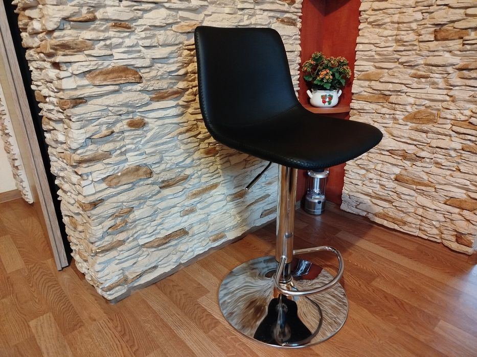 Krzesło  nowe eleganckie