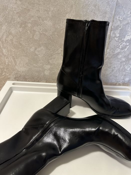 Сапоги  Zara. Розмір 42 (27 см.)