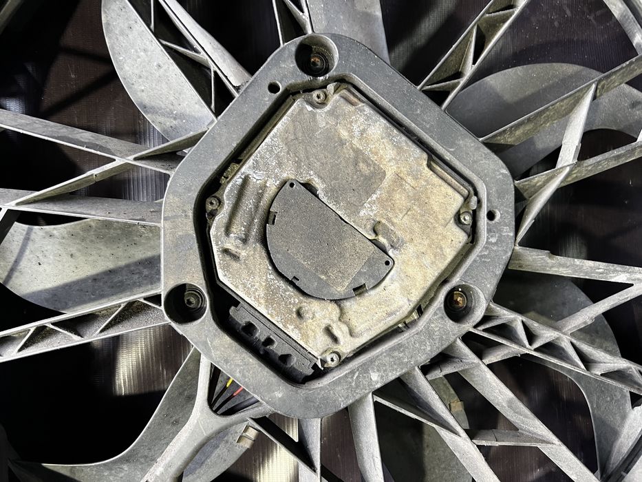 Вентилятор BMW X5 E70 E71 F15 кондиционера M57n2 N57 3.0d 4.0d 3.5d