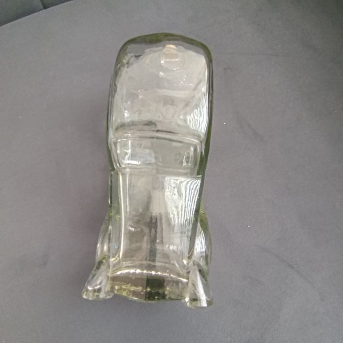 Stara butelka Fiat 500