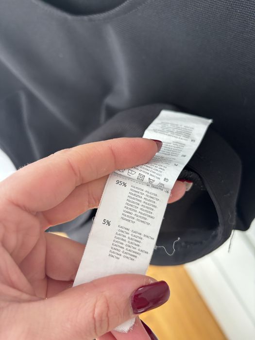 Czarna elegancka bluzka siateczkowe rękawy dekolt w serek L 40