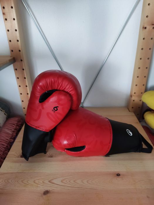 Saco e luvas boxe
