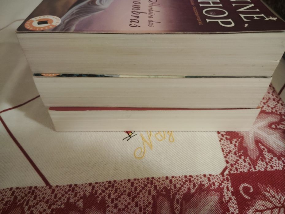 Livros de Bolso de Romance Como Novos