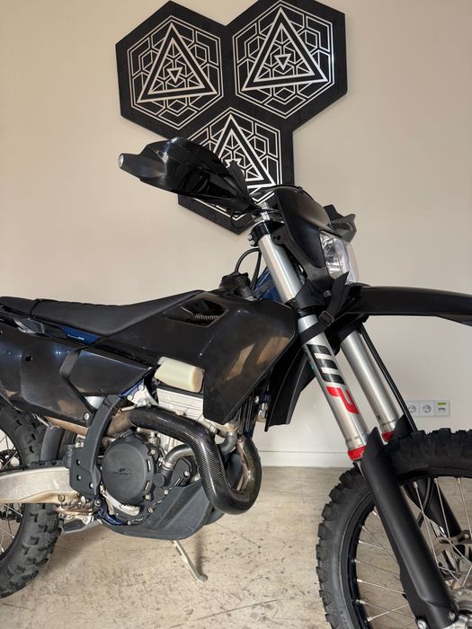 Husqvarna FE 350 2024 | 120 Hours | 4,029 km | PT Registered |