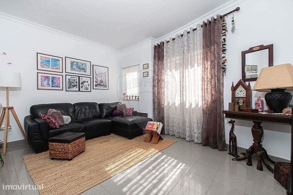 Apartamento T2 para venda — Alverca Do Ribatejo E Sobralinho, Lisboa