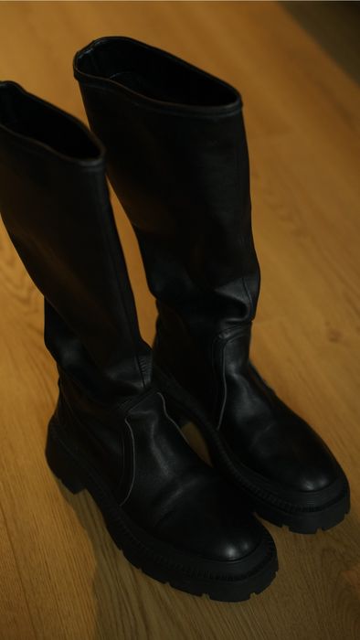 Чоботи-труби чорні