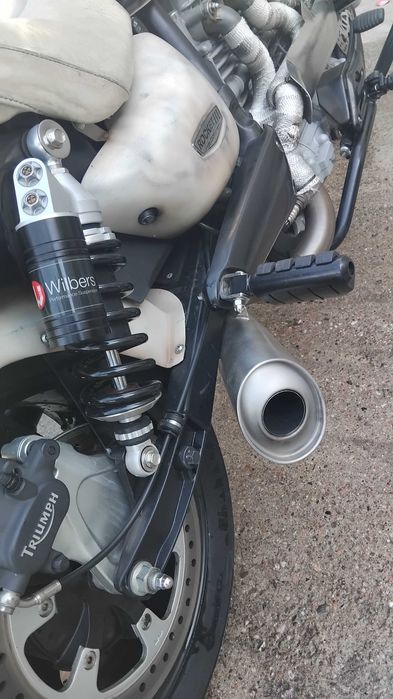 Triumph Rocket 3 2005 specjalne malowanie