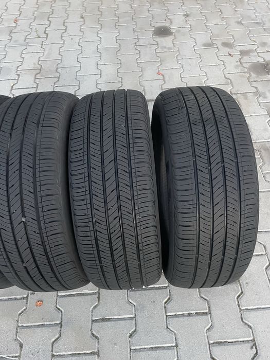 Колеса/резина/гума 215/55R17Kumho
