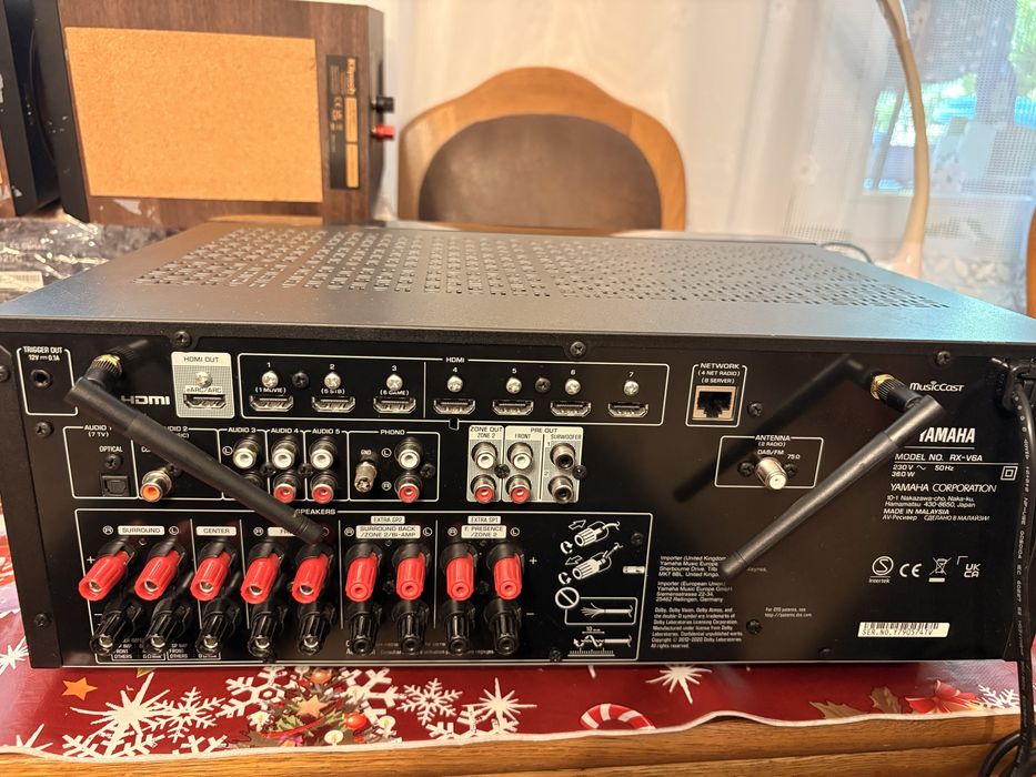 Amplituner 7.2 Yamaha RX-V6A MusicCast 8K Atmos | Stan BDB + Mik. YPAO + Pilot