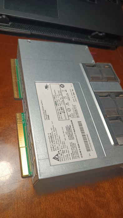 Серверний блок живлення Delta Electronics DPS-2400AB 2400W