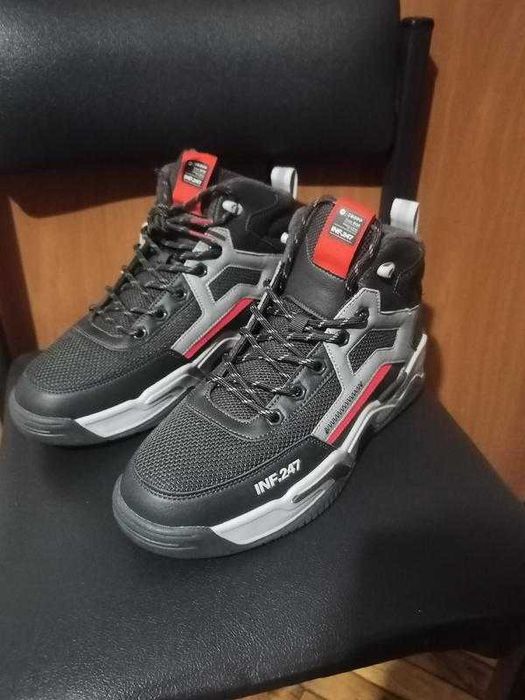 Теплые высокие кроссовки Cropp модель 4278x