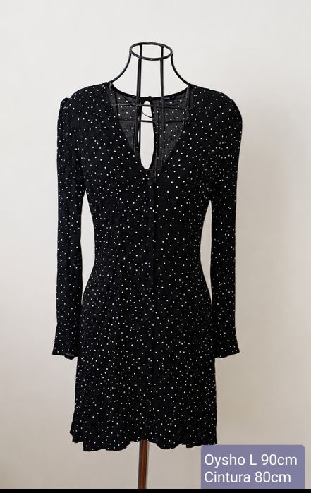 Vestidos preto e branco L Morgan