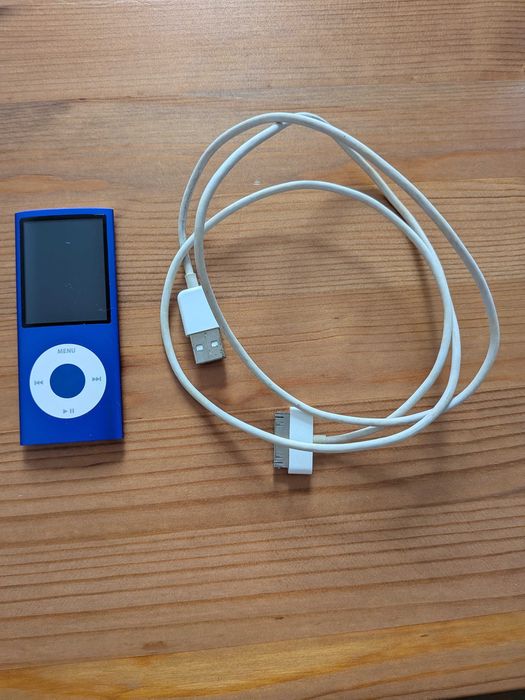 Apple iPod nano 4.ª geração 16 GB Roxo
