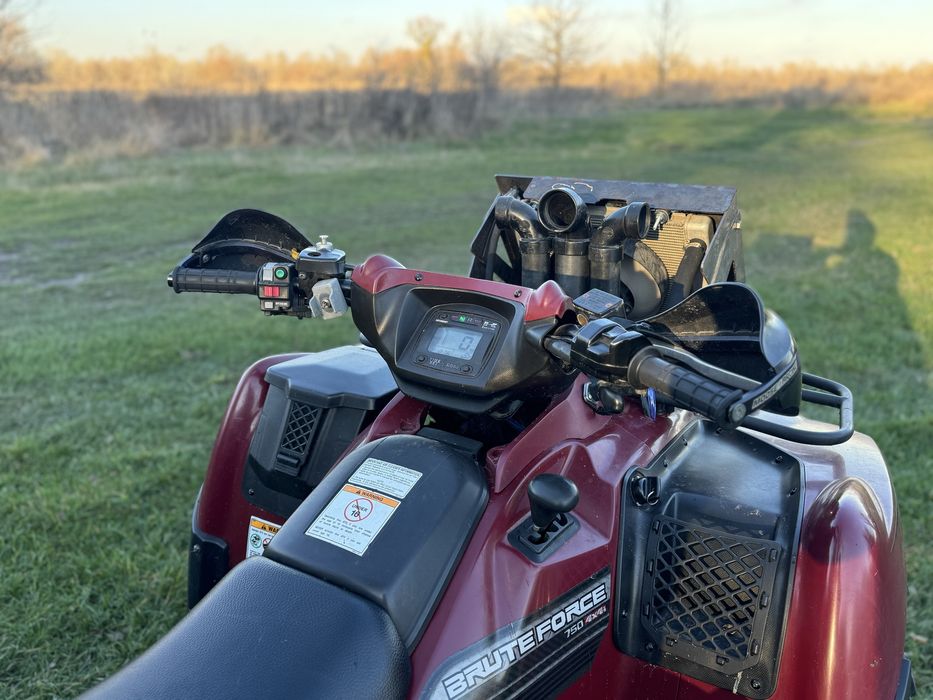 Продам Kawasaki Brute Force 750 .Каадроцик Kawasaki Brute Force 750 .