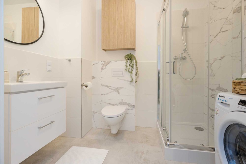 Komfortowe 2 pok -35 m² z balkonem | jasne | umeblowane | nowoczesne | zwierzolubne | Pierwszy najem! | VOUCHER! – pohled 5