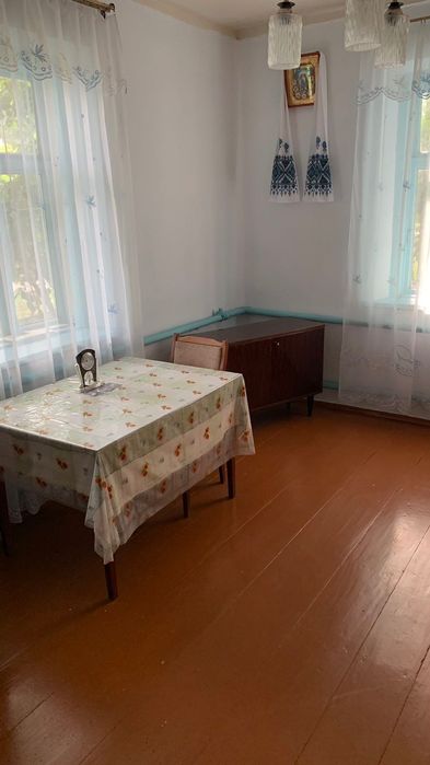 Продам будинок з ділянкою