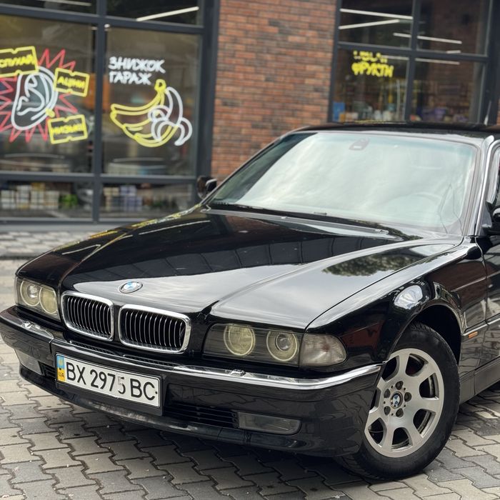 BMW e38 1994 3.0 m60