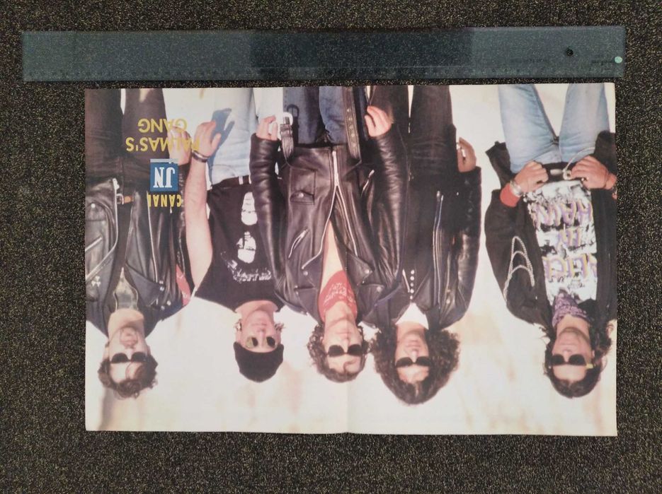 Posters de artistas e bandas portuguesas