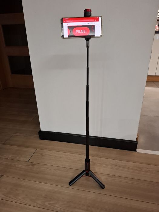 Uchwyt selfie XLINE Premium BSF800 Bluetooth Czarno-czerwony