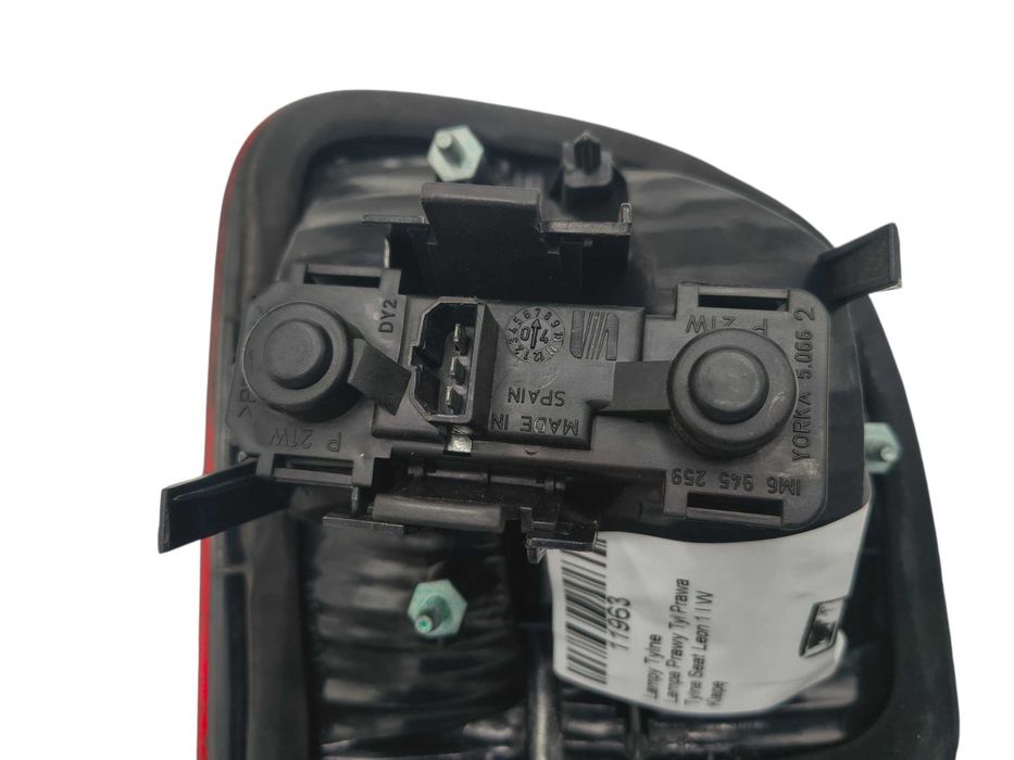Lampa Prawy Tył Prawa Tylna Seat Leon 1 I W Klapę