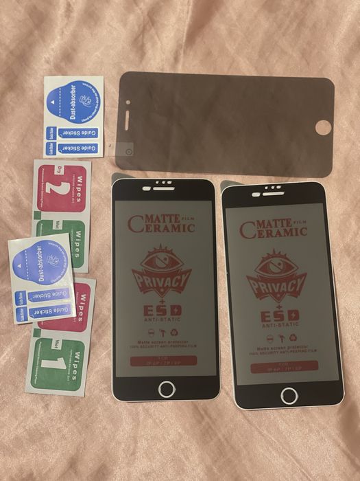 8 plus // Capa + 3 peliculas