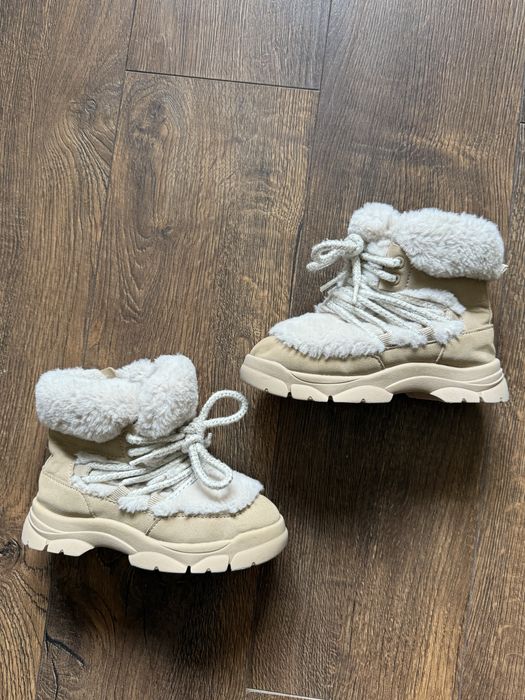 Стильні зимові черевички для вашоі принцеси на ніжку 25 розміру