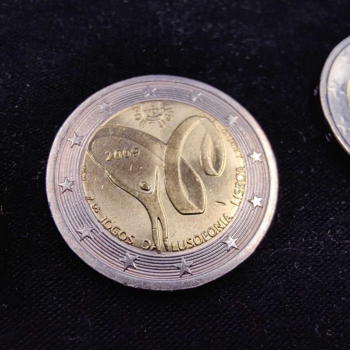 Lote de 10 Moedas Comemorativas de 2 Euros de Portugal