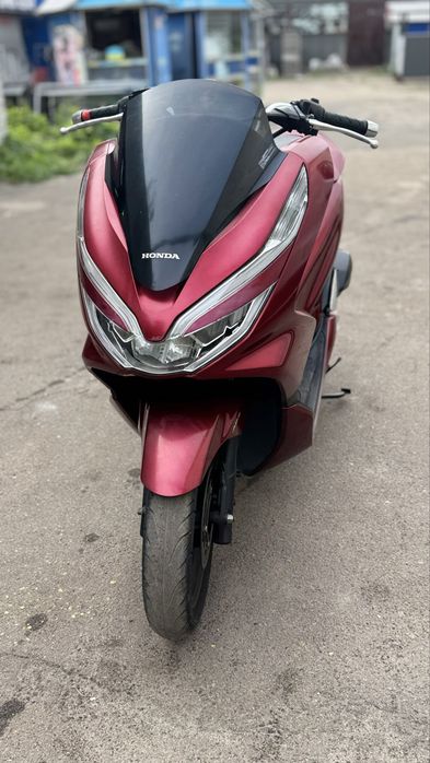 Максі-скутер HONDA PCX 150 KF30 2019 рік