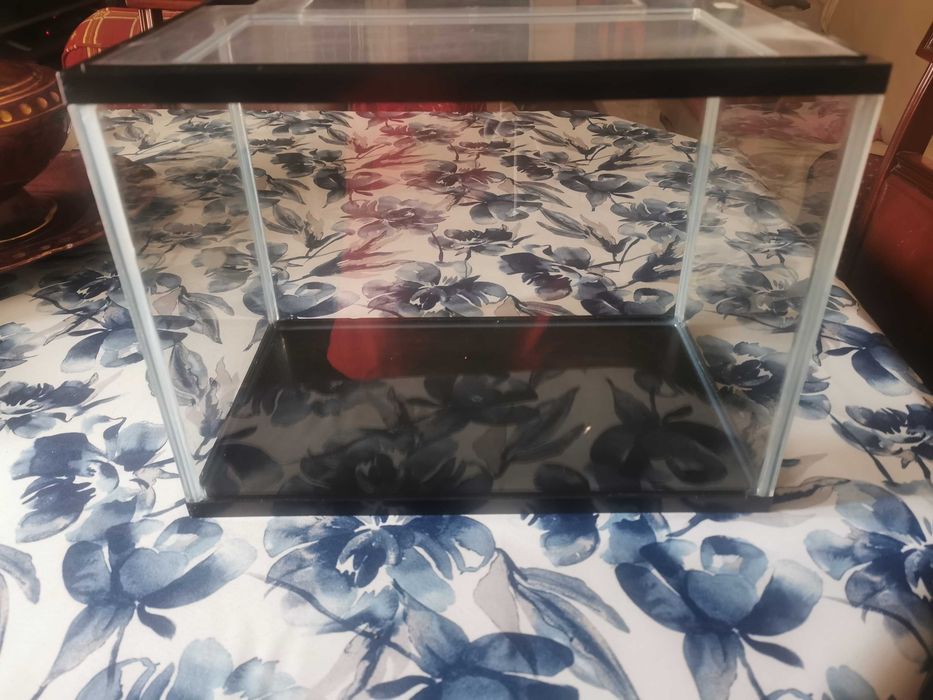 Vendo aquário completo