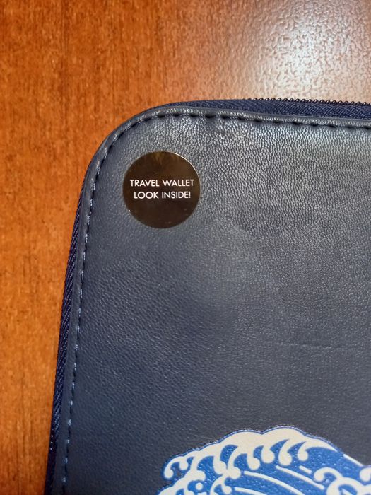 Travel wallet nova com etiqueta