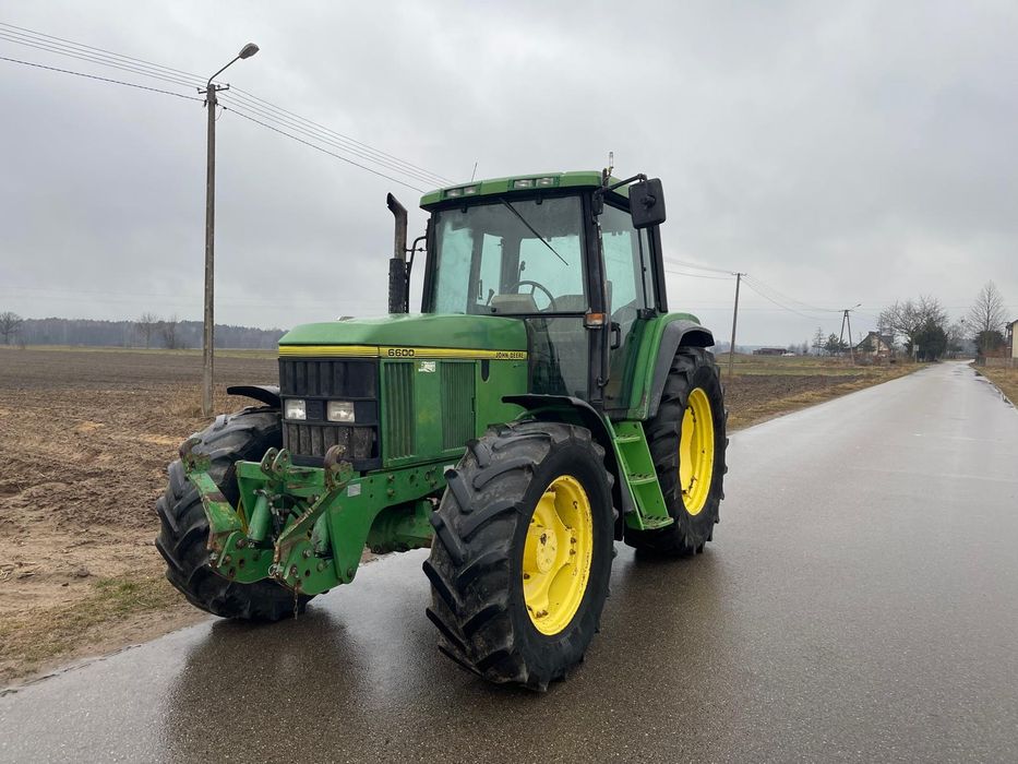 Ciągnik John Deere 6600