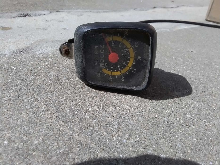 conta km mota antiga