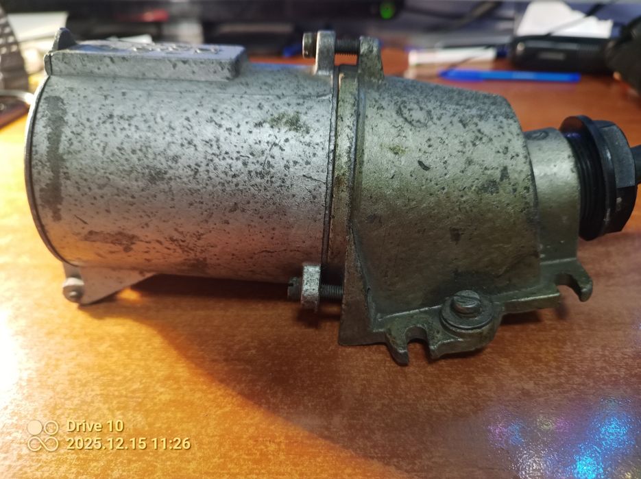 Gniazdo siłowe 63 A 500 V
