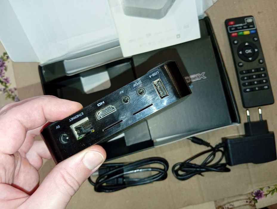 Приставка Android TV Box MXQ