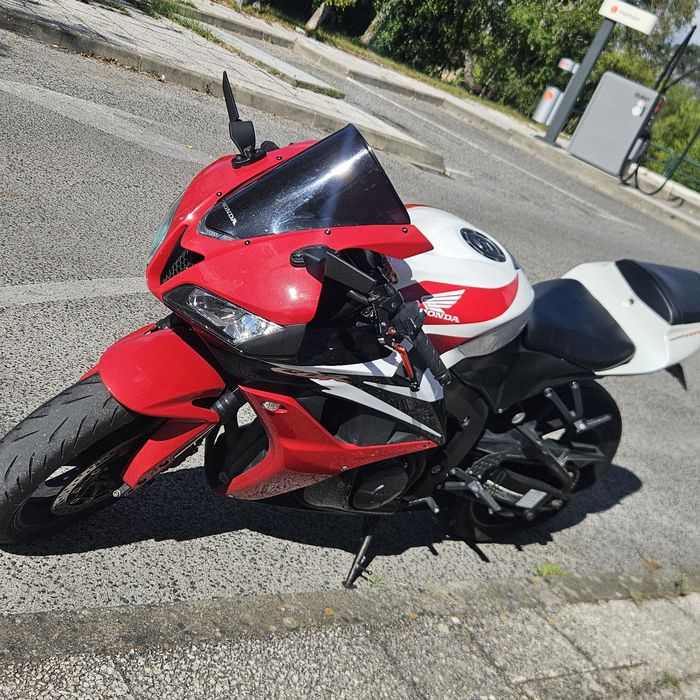Honda CBR600RR 2009