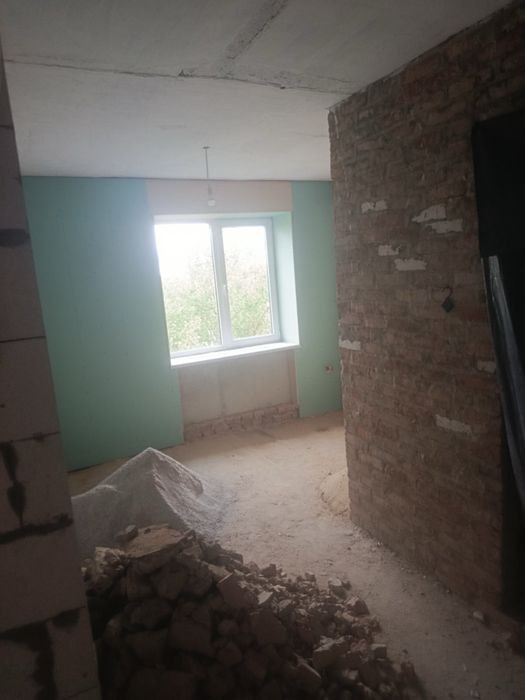Продам двохкімнатну квартиру