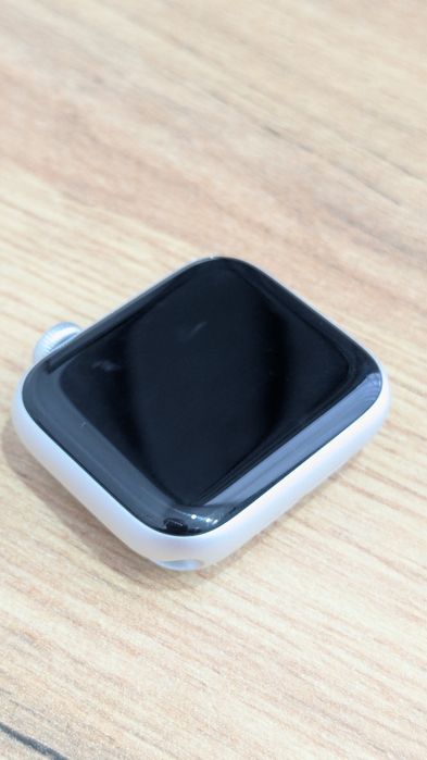 Apple watch se (2nd Gen)  40 mm