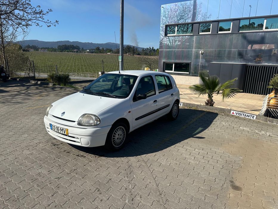 Renault clio 1.2 99