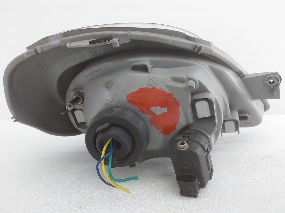 Ótica / farol esquerda OPEL Vivaro A Combi (X83)