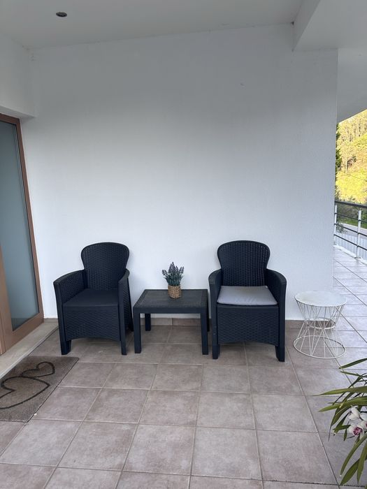 Baloiço da Loja do Gato Preto + conjunto de sofás
