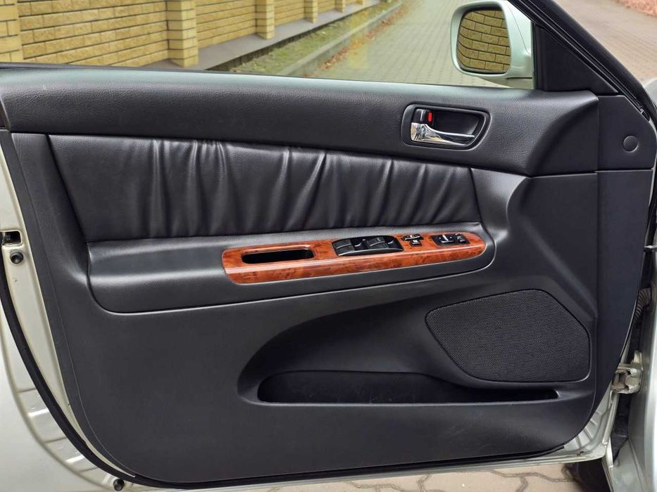 Продам  Toyota Camry 2003. Можна в розстрочку, під викуп.