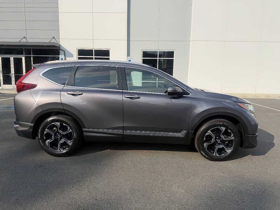 Honda CR-V Touring      2018