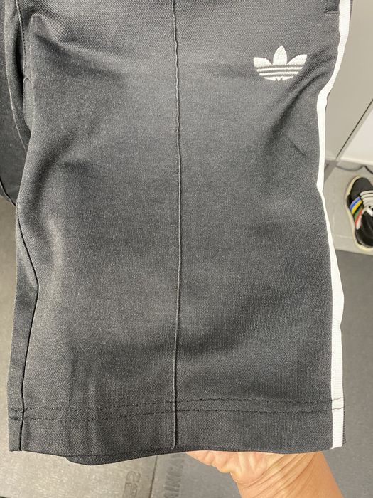 Calções Adidas Originals (Tam L)