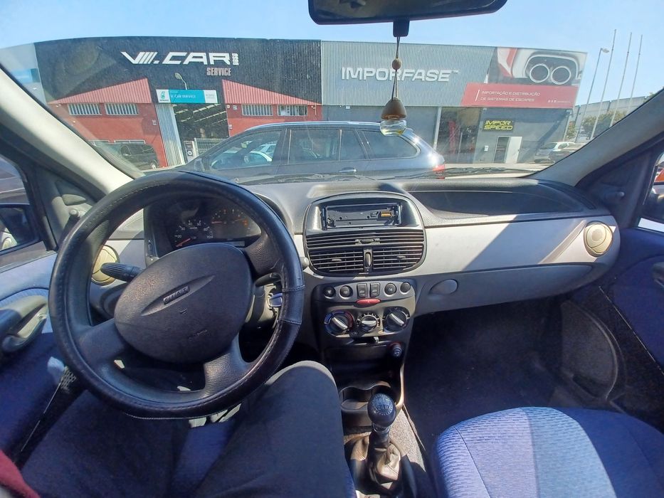Fiat punto 1.2 8v