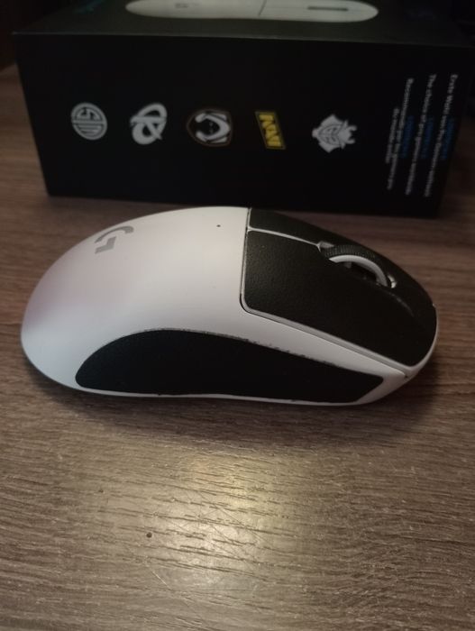Logitech G Pro X Superlight Wireless White
Продам оригінальну ігрову м